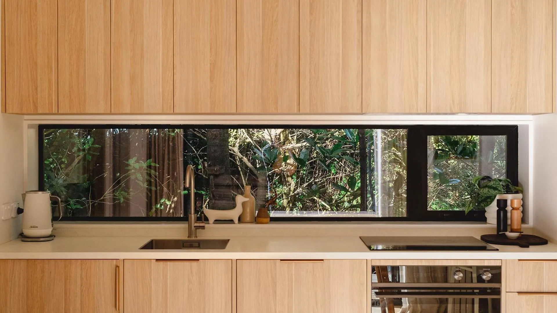 Urban Oasis With Sauna Wellington